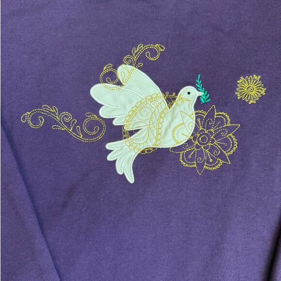 VNTG Adrian Delafield Purple, Holiday Dove, Embroidered, Collared Sweatshirt- M - Picture 6 of 10